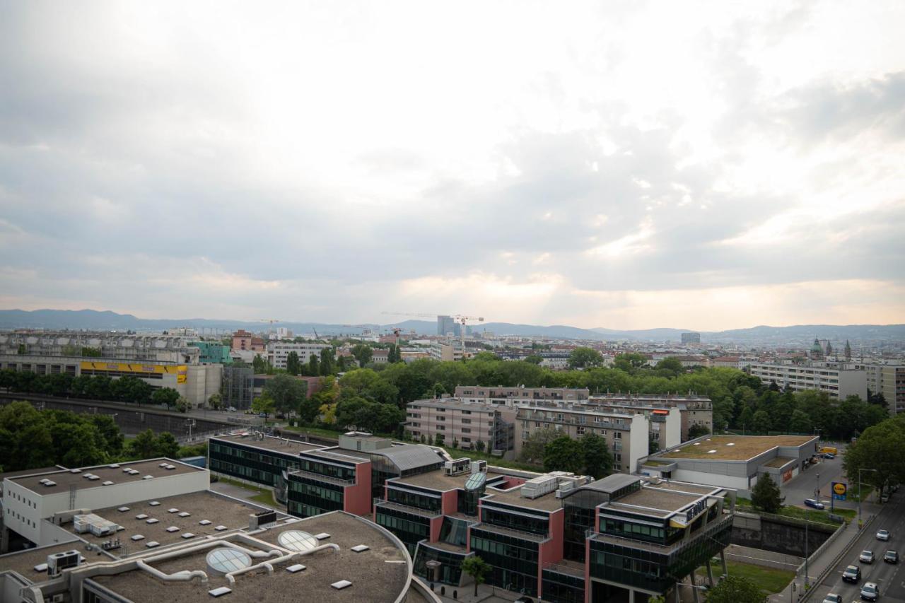 Restify10 - Skyline View - Fitness - Garge - Modern Apartment Vienna Exterior photo