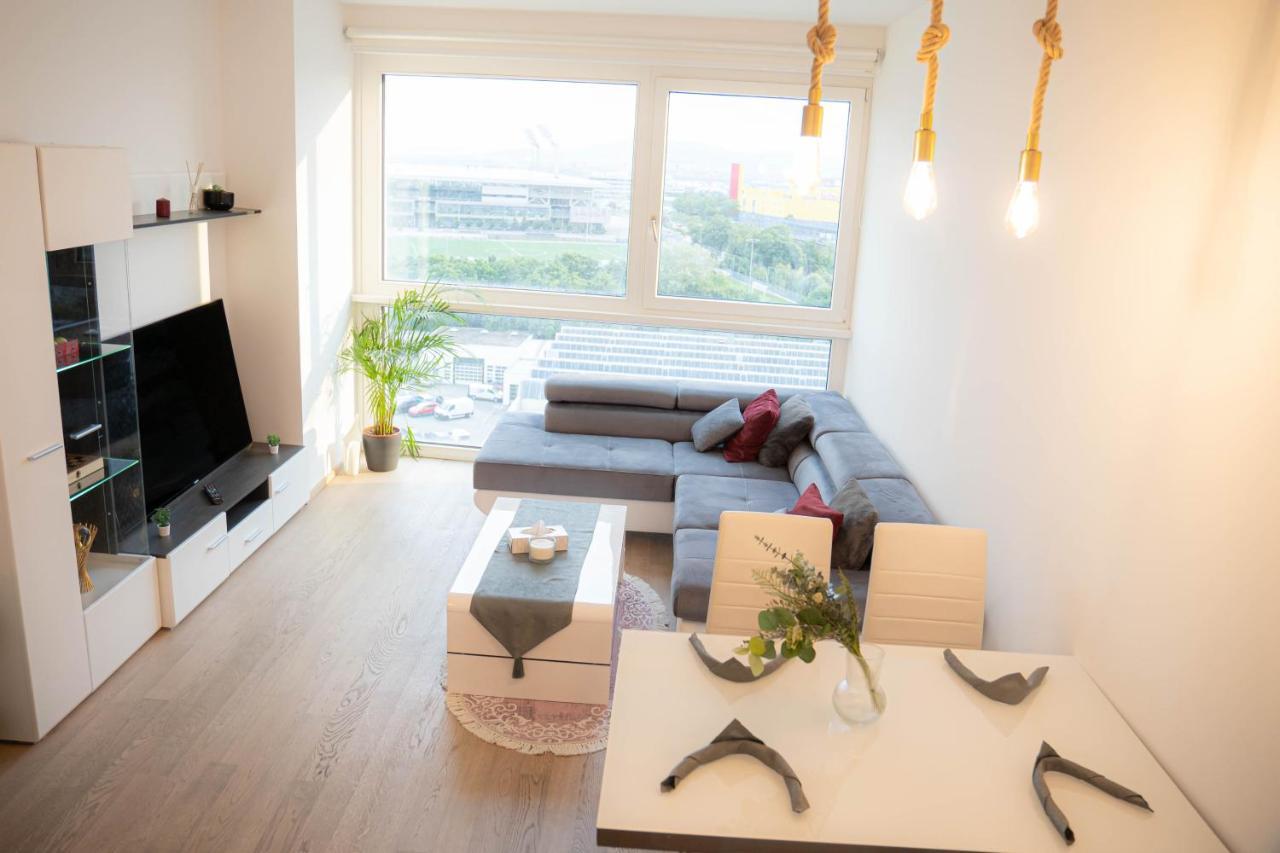 Restify10 - Skyline View - Fitness - Garge - Modern Apartment Vienna Exterior photo